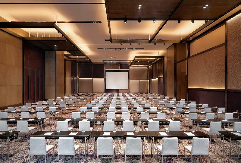 Hyatt Regency Tianjin East Hotel Екстериор снимка
