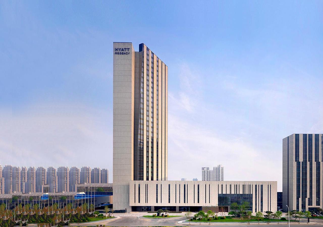 Hyatt Regency Tianjin East Hotel Екстериор снимка