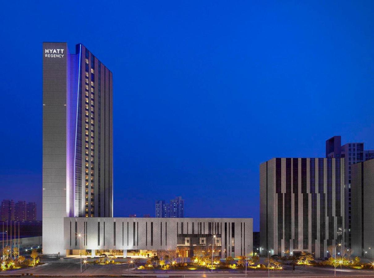 Hyatt Regency Tianjin East Hotel Екстериор снимка